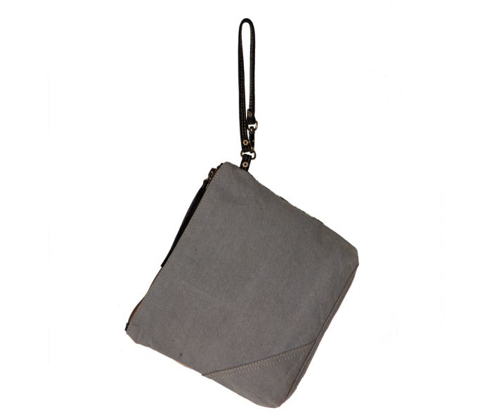 Globetrotter Patch Pouch