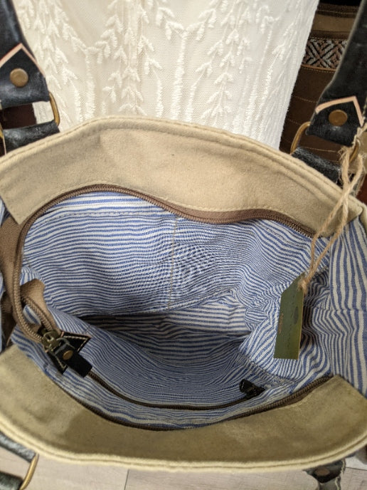 Zeppelin Shoulder Bag