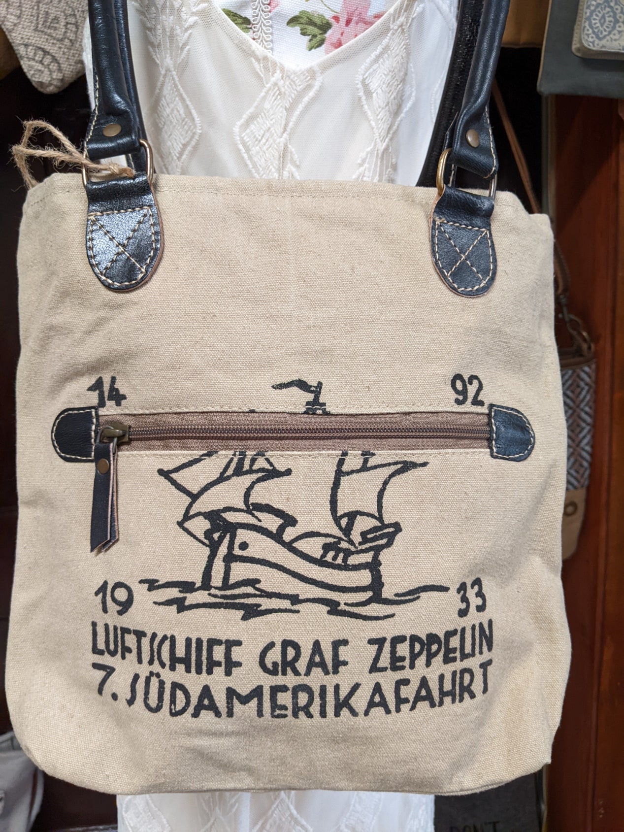 Zeppelin Shoulder Bag