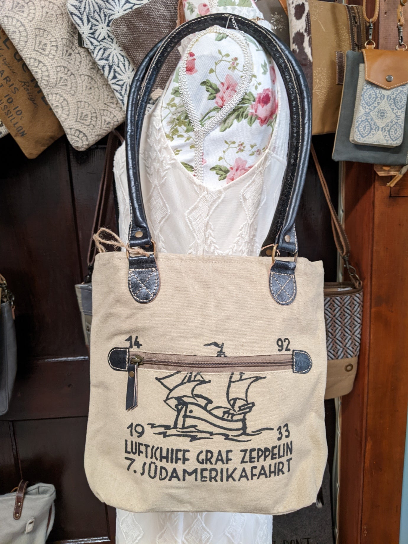 Zeppelin Shoulder Bag