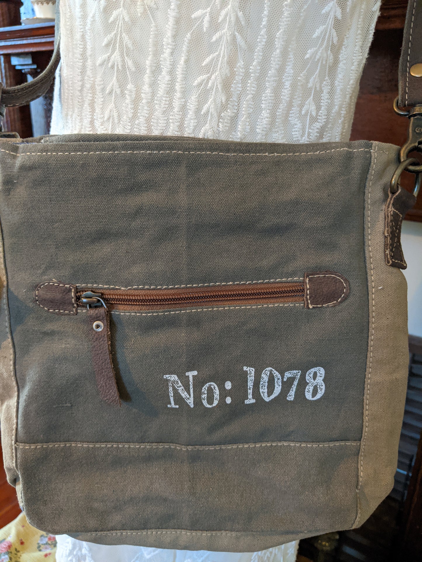 Penna Double Star Crossbody Bag