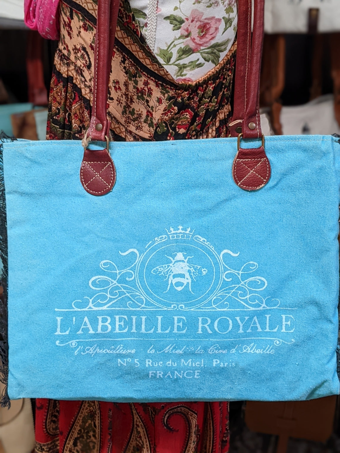 L. Abeille Royale Tote