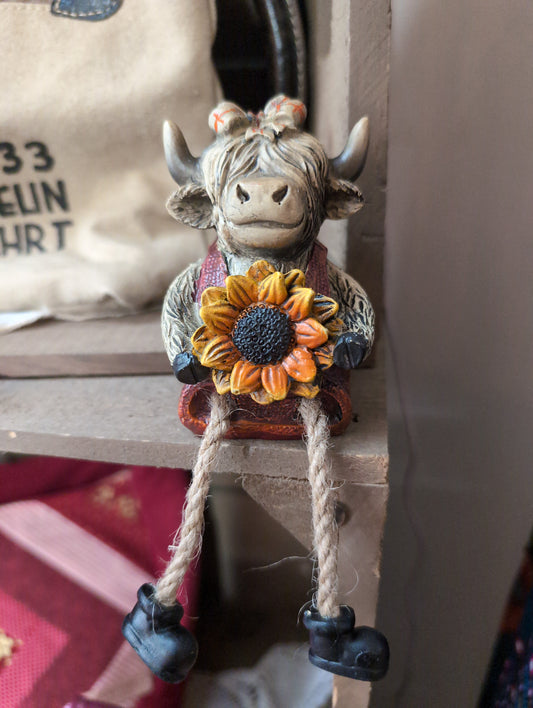 Highland cow shelf sitters