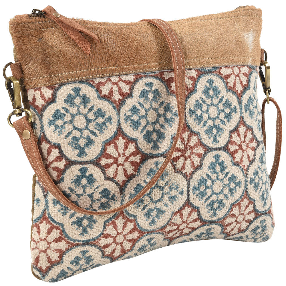 Fashionable CrossBody Bag