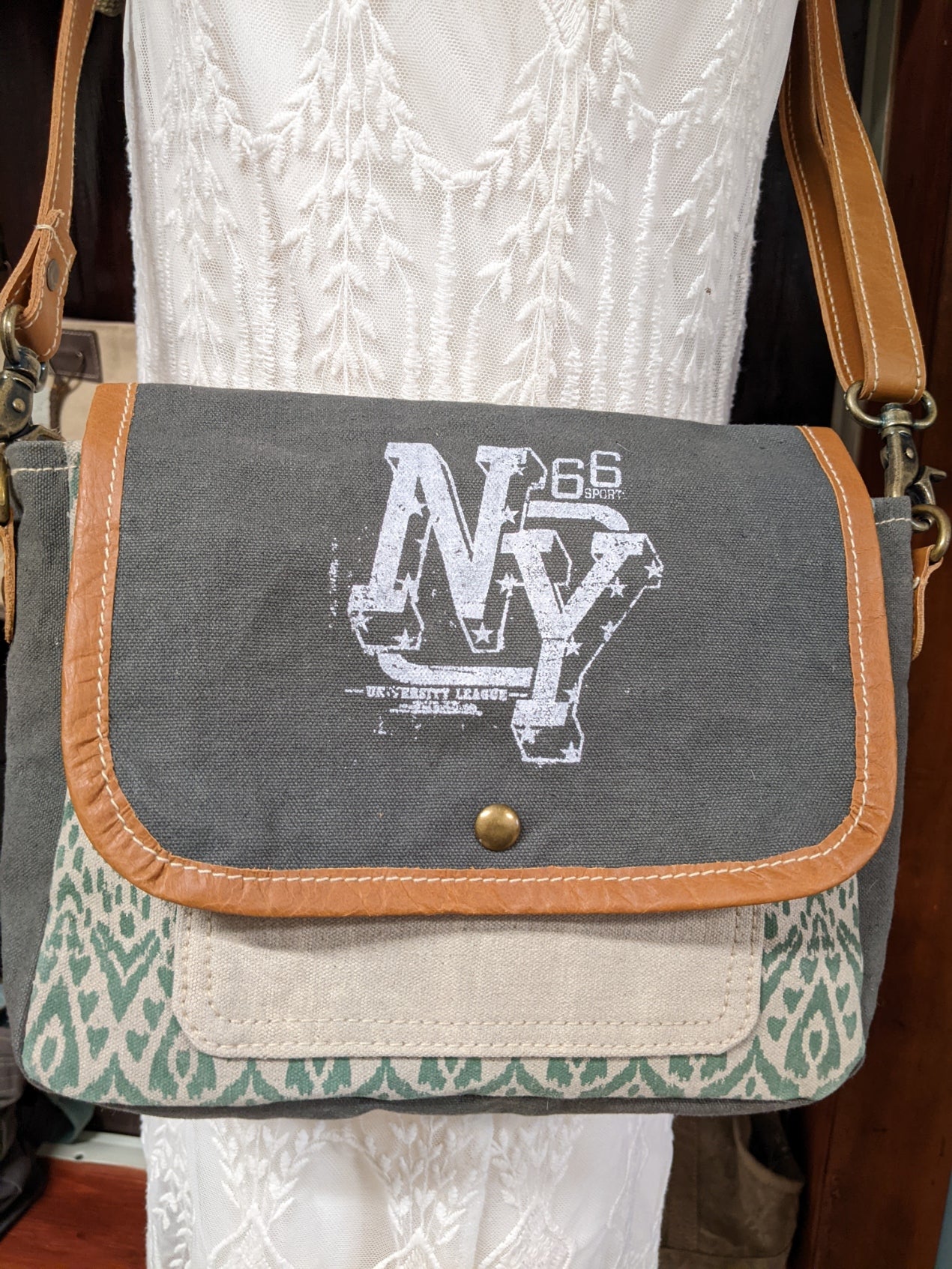 NY 66 Crossbody Bag